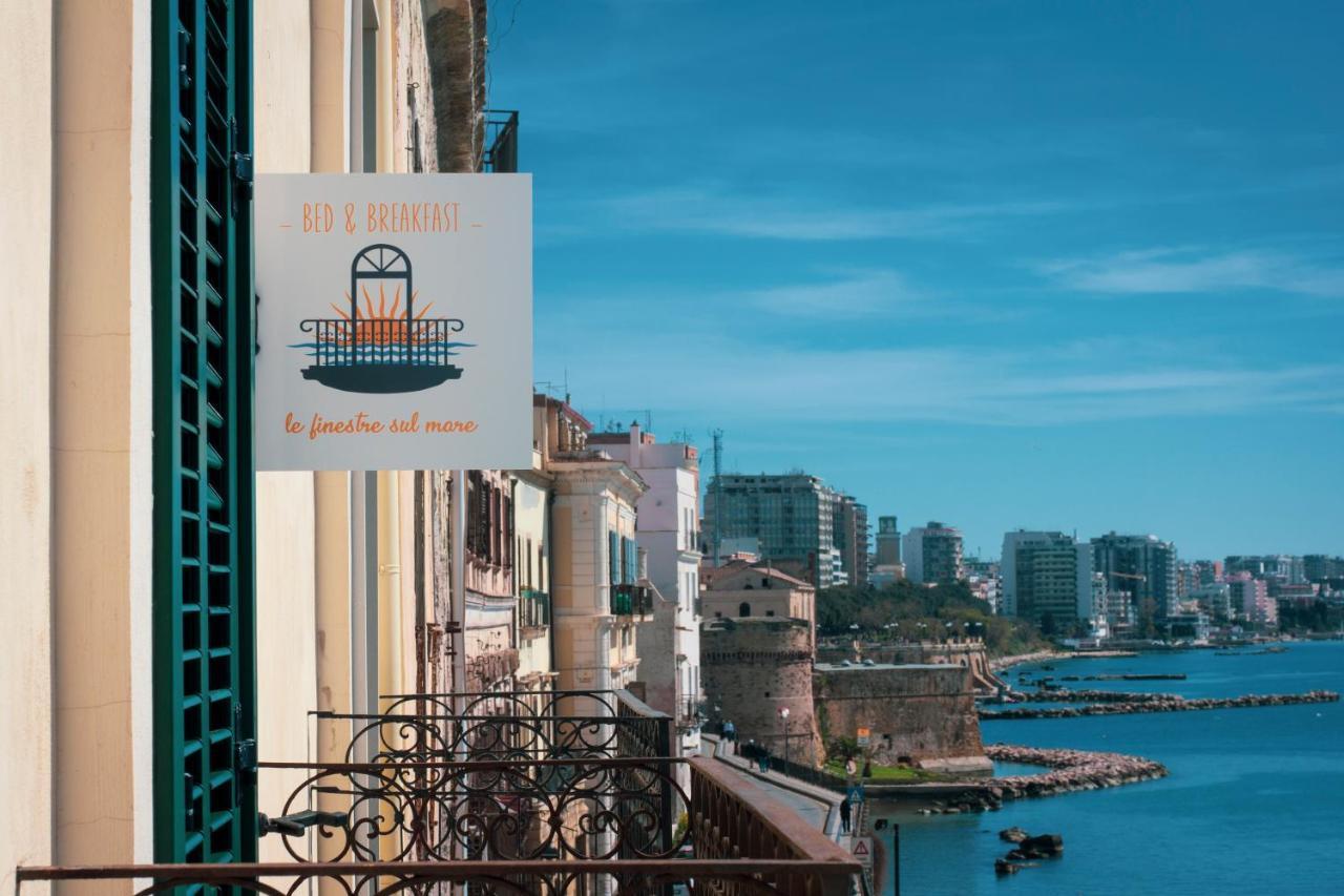 B&B Le Finestre Sul Mare Tarento Exterior foto